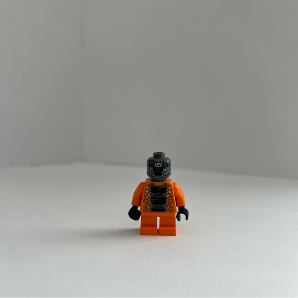 Lego Other - LEGO Ninjago Snike Minifigure